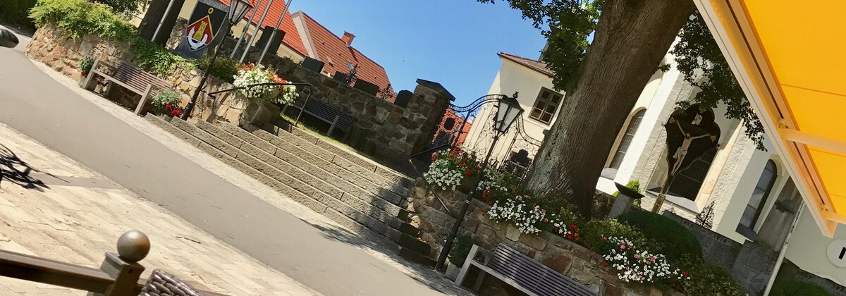 ...und Ihnen einen Kaffee im Gastgarten zu servieren!